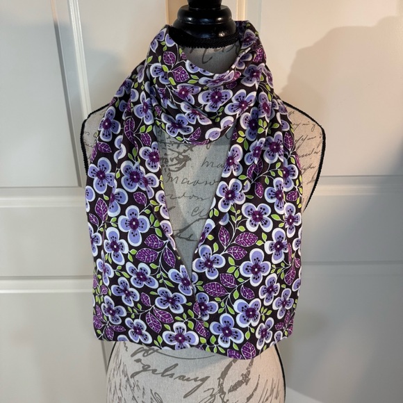 Vera Bradley Retired Plum Petals Scarf - Picture 2 of 3